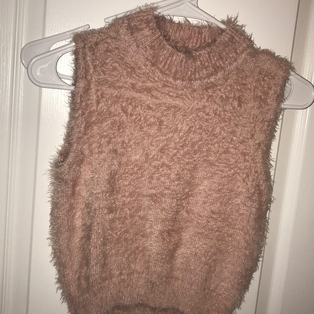 Pink Sweater material crop top.